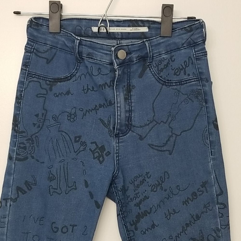 ZARA| High Waisted Jeans